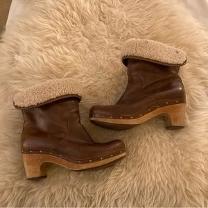 UGG Lynnea clog boots